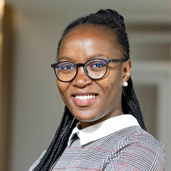 Winnie Wangari